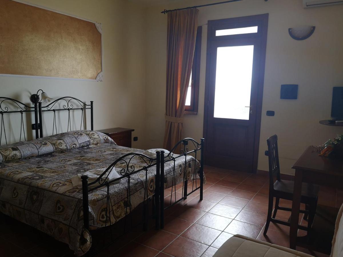 Agriturismo Catena Ciro Esterno foto