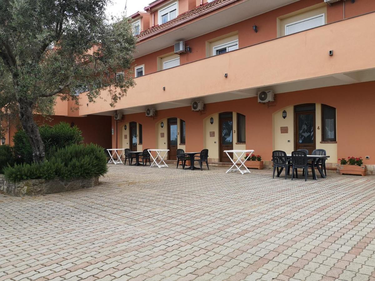 Agriturismo Catena Ciro Esterno foto