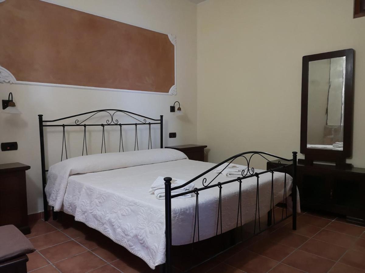 Agriturismo Catena Ciro Esterno foto